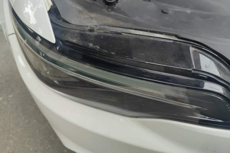 Used Jeep Cherokee 2019 2.0T Four-Wheel Drive All-Round Version China VI Right Front Headlight