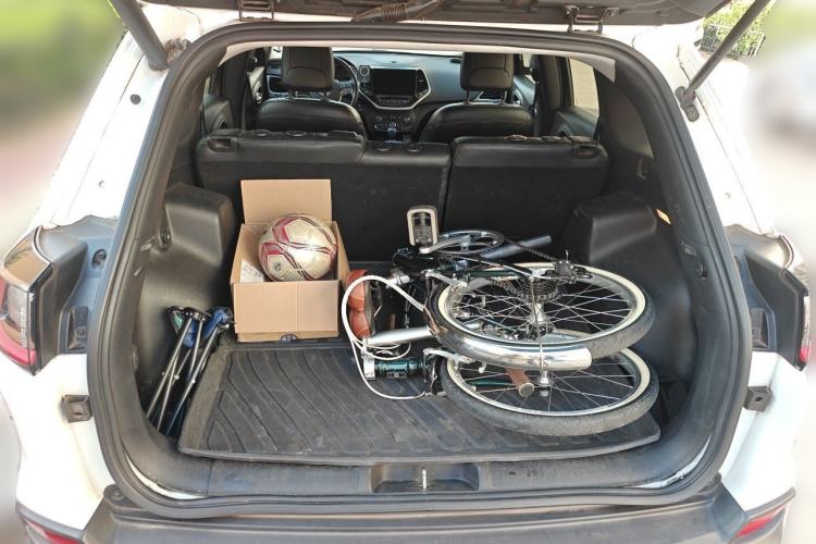 Used Jeep Cherokee 2019 2.0T Four-Wheel Drive Explorer Edition China V Trunk