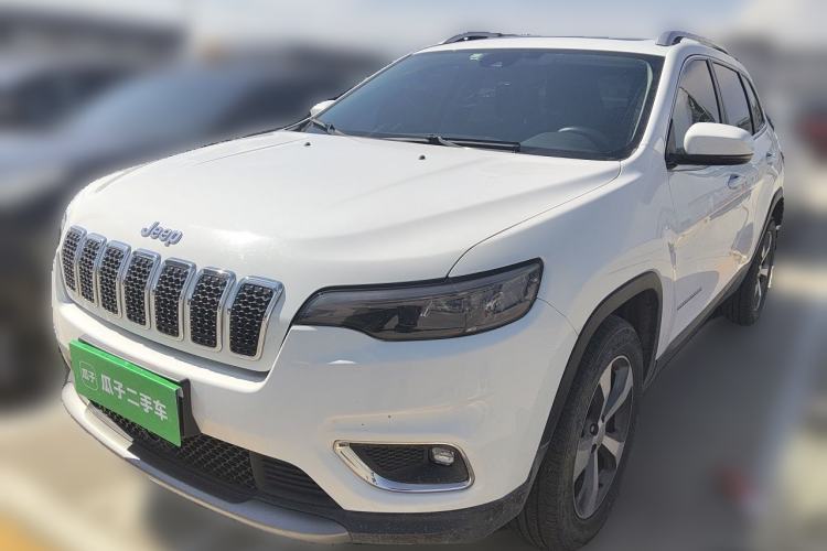 Used Jeep Cherokee 2019 2.0T Four-Wheel Drive Explorer Edition China VI Emission Standard Guazi used car, China used car export, Used car for sale, Used  cars, Cheapest cars for sale