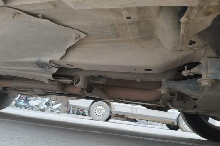 Used Jeep Cherokee 2020 2.0T Two-Wheel Drive Leading Edition Chassis Front Right