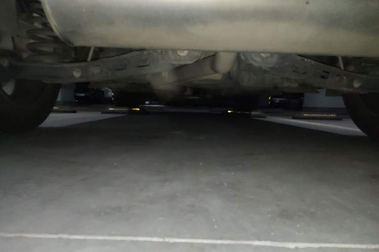 Used Jeep Cherokee 2020 2.0T Two-Wheel Drive Leading Edition Chassis Rear