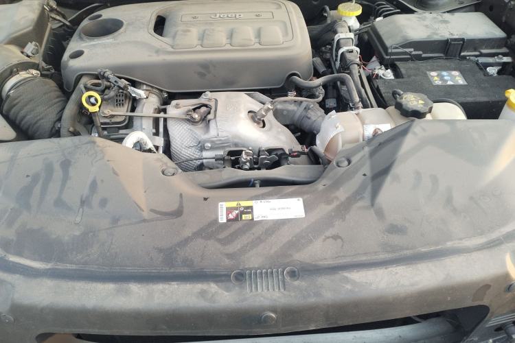 Used Jeep Cherokee 2020 2.0T Four-Wheel Drive Night Eagle Edition Engine Bay