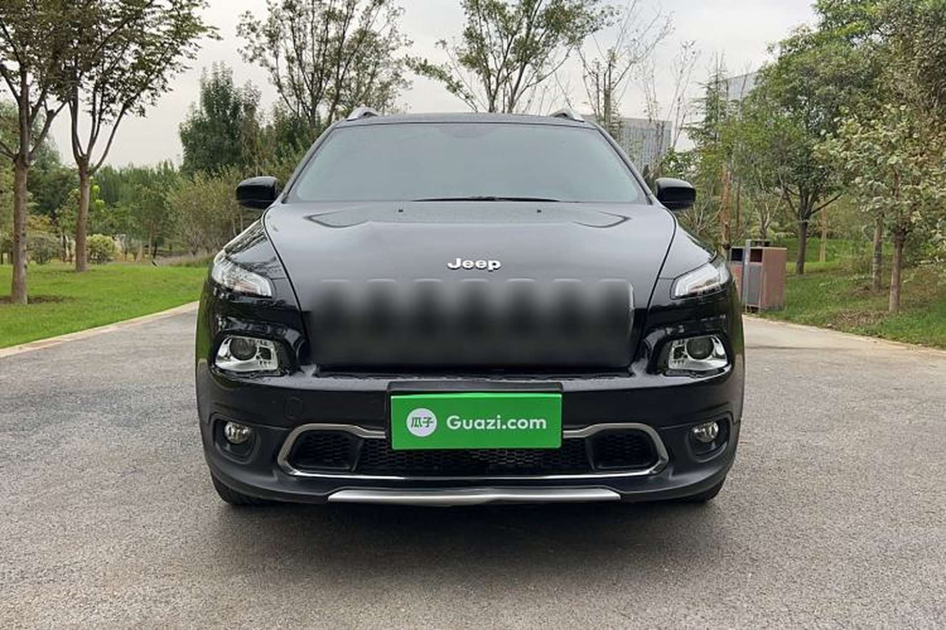 Used Jeep Cherokee 2020 2.0L Two-Wheel Drive Classic Sports Edition Exterior 1