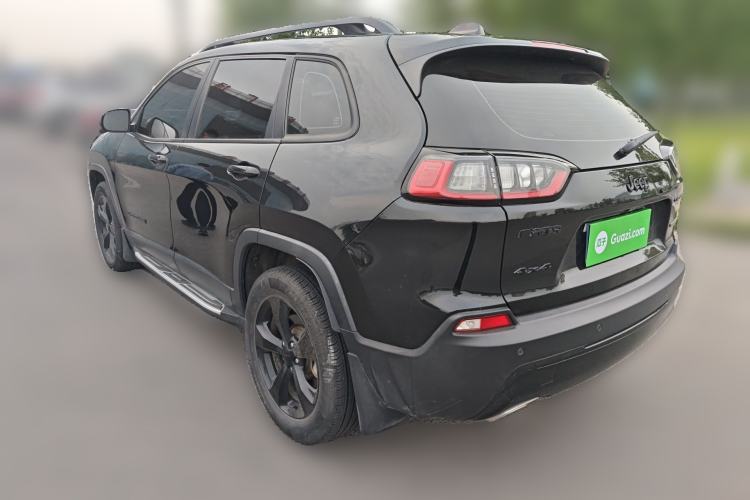 Used Jeep Cherokee 2020 2.0T Four-Wheel Drive Night Eagle Edition Exterior 3