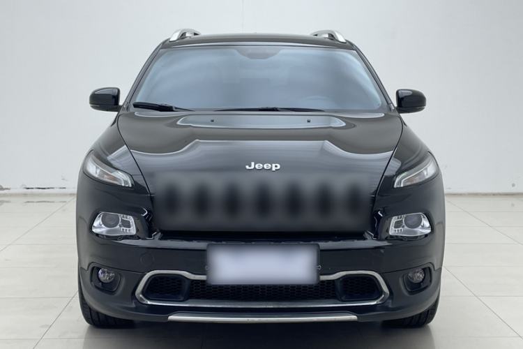 Used Jeep Cherokee 2020 2.0L Two-Wheel Drive Classic Sports Edition Exterior 8