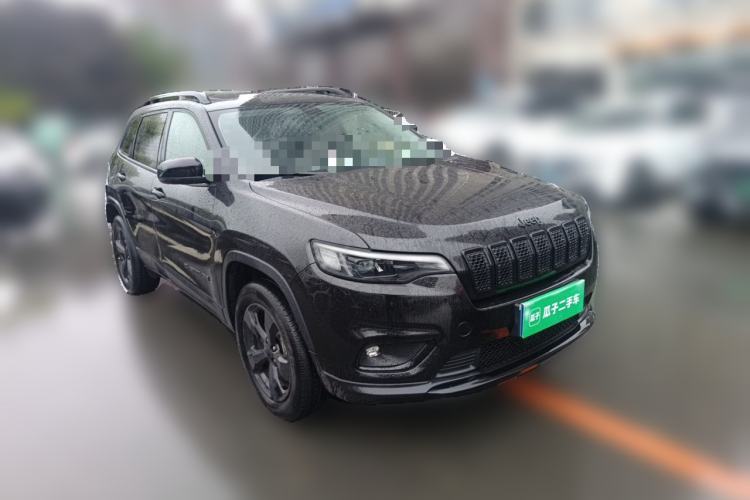 Used Jeep Cherokee 2020 2.0T Four-Wheel Drive Night Eagle Edition Front Right 45 Deg