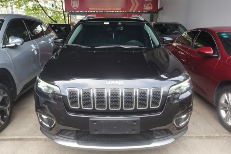 Used Jeep Cherokee 2020 2.0T Two-Wheel Drive Leading Edition Front