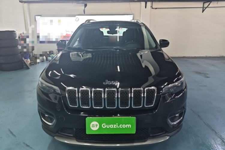 Used Jeep Cherokee 2020 2.0L Two-Wheel Drive Safety Upgrade Edition Front