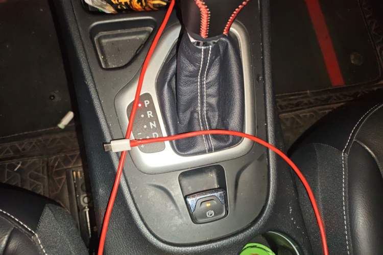 Used Jeep Cherokee 2020 2.0L Two-Wheel Drive Classic Sports Edition Gear Lever