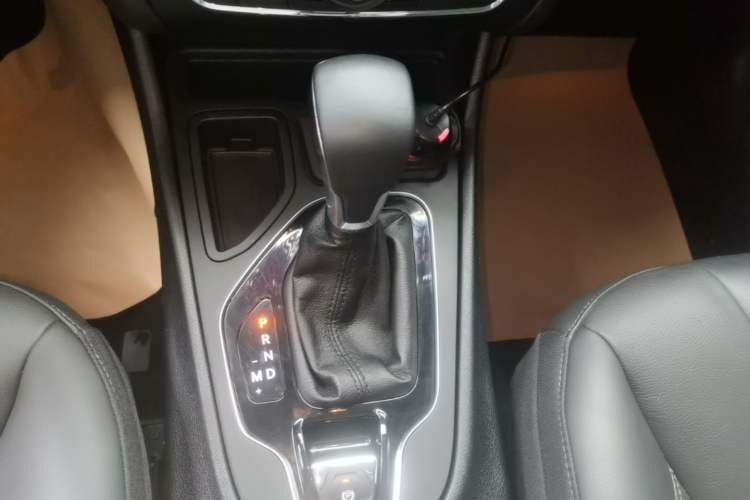 Used Jeep Cherokee 2020 2.0T Two-Wheel Drive Leading Edition Gear Lever