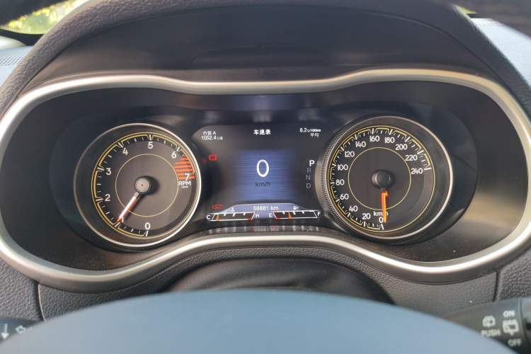 Used Jeep Cherokee 2020 2.0L Two-Wheel Drive Classic Sports Edition Instrument Cluster