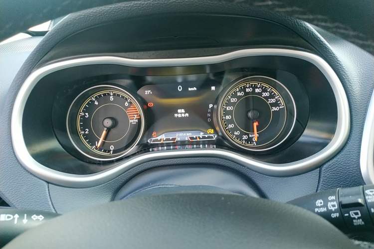 Used Jeep Cherokee 2020 2.0L Two-Wheel Drive Classic Sports Edition Instrument Cluster
