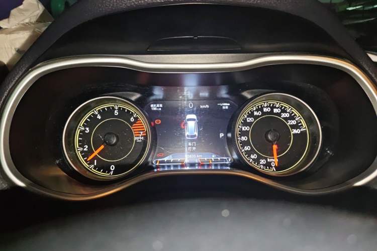 Used Jeep Cherokee 2020 2.0L Two-Wheel Drive Classic Sports Edition Instrument Cluster