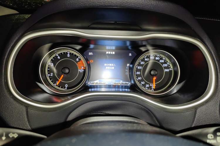 Used Jeep Cherokee 2020 2.0L Two-Wheel Drive Classic Sports Edition Instrument Cluster
