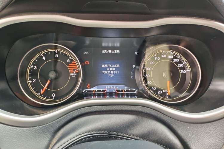 Used Jeep Cherokee 2020 2.0L Two-Wheel Drive Classic Sports Edition Instrument Cluster