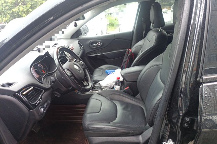 Used Jeep Cherokee 2020 2.0T Four-Wheel Drive Night Eagle Edition Left Front Seat