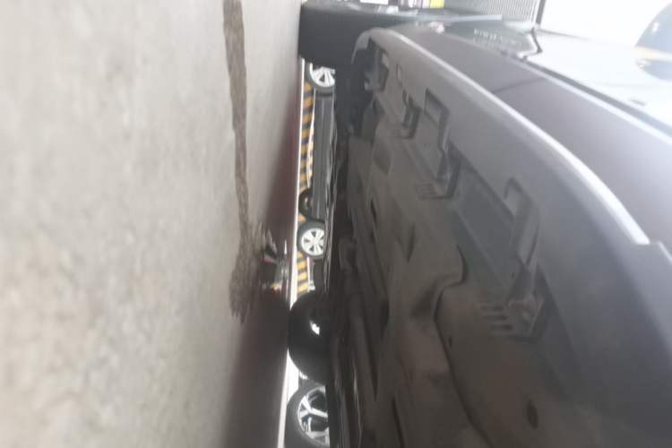 Used Jeep Cherokee 2020 2.0T Two-Wheel Drive Leading Edition Left Side Sill