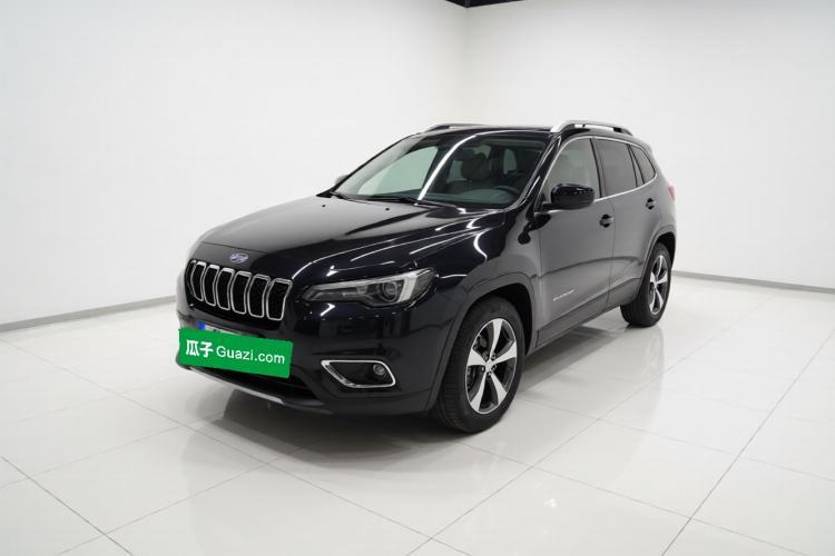 Used Jeep Cherokee 2020 2.0T Two-Wheel Drive Leading Edition Guazi used car, China used car export, Used car for sale, Used  cars, Cheapest cars for sale