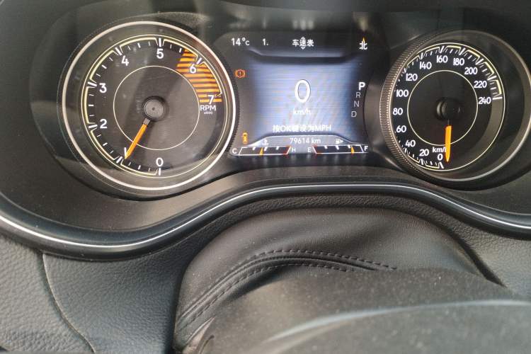 Used Jeep Cherokee 2020 2.0T Four-Wheel Drive Night Eagle Edition Odometer Close Up