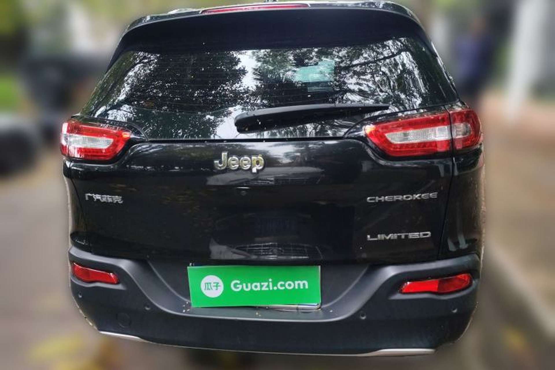 Used Jeep Cherokee 2020 2.0L Two-Wheel Drive Classic Sports Edition Rear