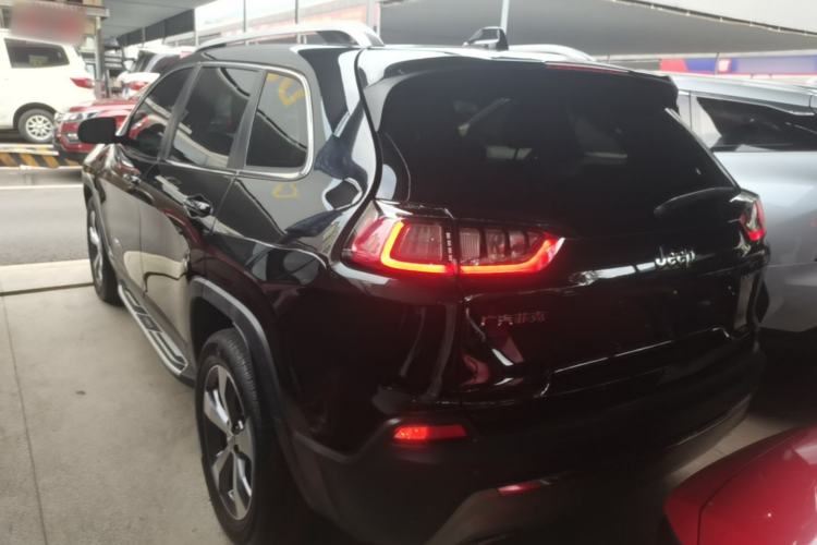 Used Jeep Cherokee 2020 2.0T Two-Wheel Drive Leading Edition Rear Left 45 Deg