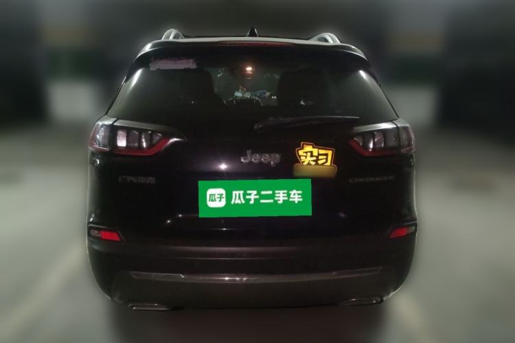 Used Jeep Cherokee 2020 2.0T Two-Wheel Drive Leading Edition Rear