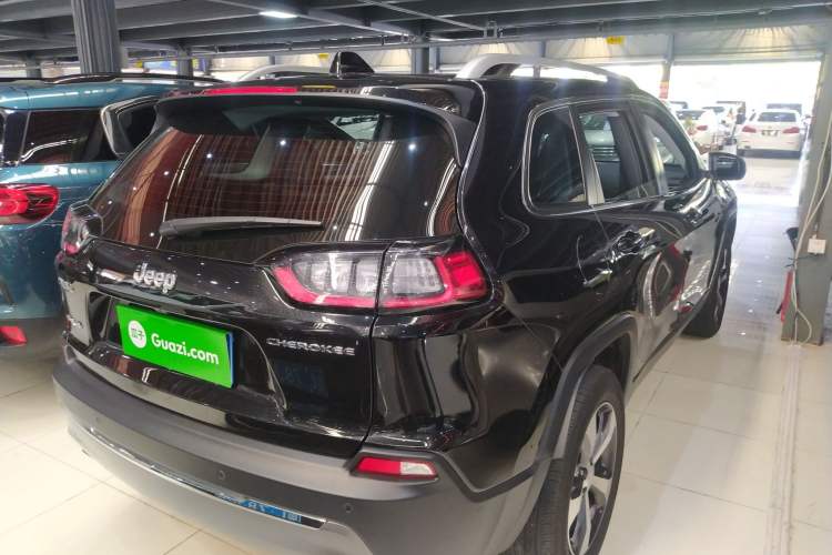 Used Jeep Cherokee 2020 2.0T Four-Wheel Drive Elite Edition Rear Right 45 Deg