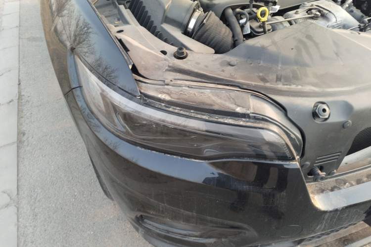 Used Jeep Cherokee 2020 2.0T Four-Wheel Drive Night Eagle Edition Right Front Headlight