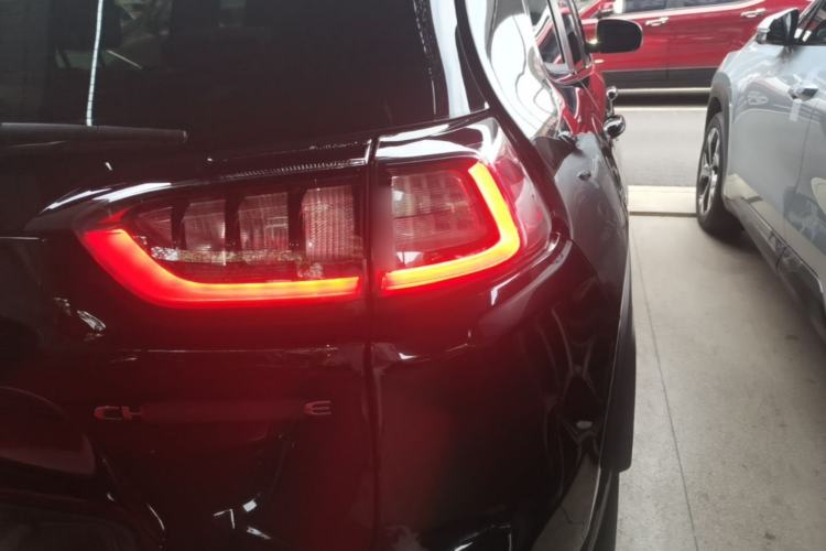 Used Jeep Cherokee 2020 2.0T Two-Wheel Drive Leading Edition Right Rear Taillight