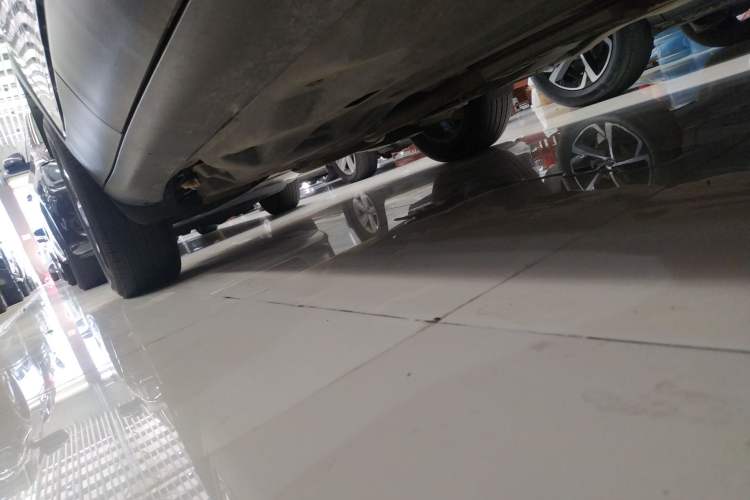 Used Jeep Cherokee 2020 2.0T Four-Wheel Drive Elite Edition Right Side Sill
