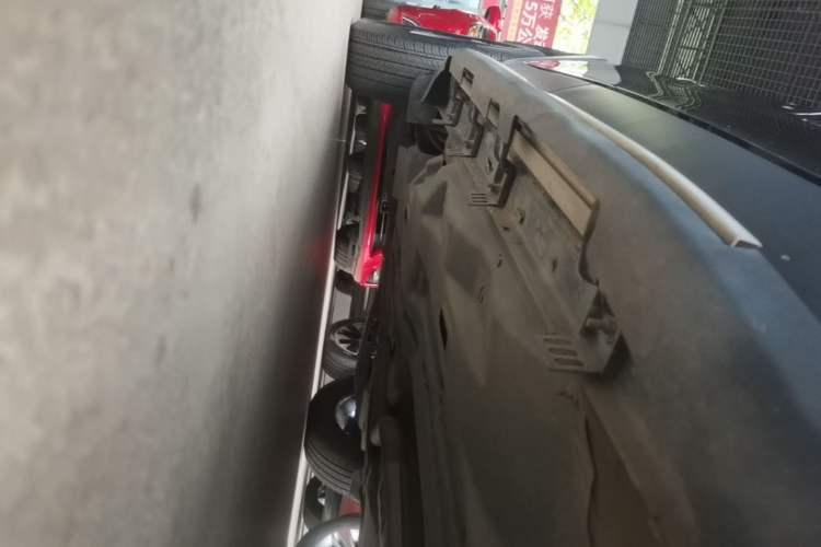 Used Jeep Cherokee 2020 2.0T Two-Wheel Drive Leading Edition Right Side Sill