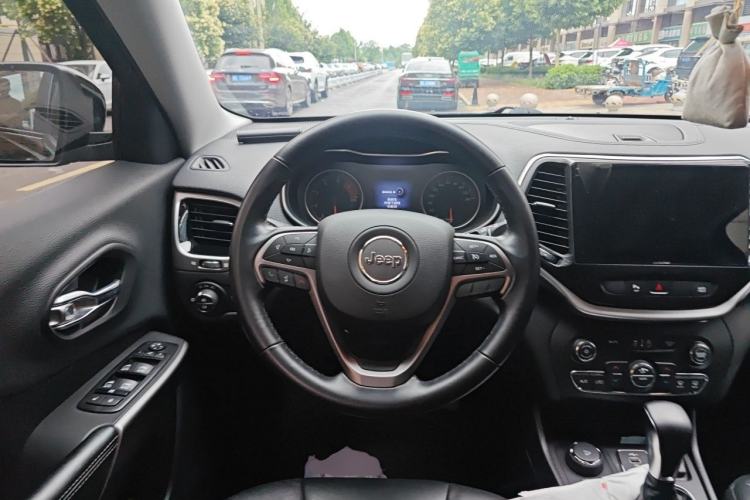 Used Jeep Cherokee 2020 2.0T Four-Wheel Drive Elite Edition Steering Wheel