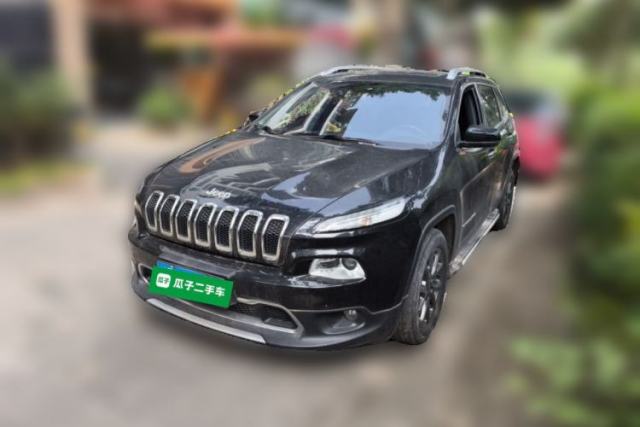 Used Jeep Cherokee 2020 2.0L Two-Wheel Drive Classic Sports Edition