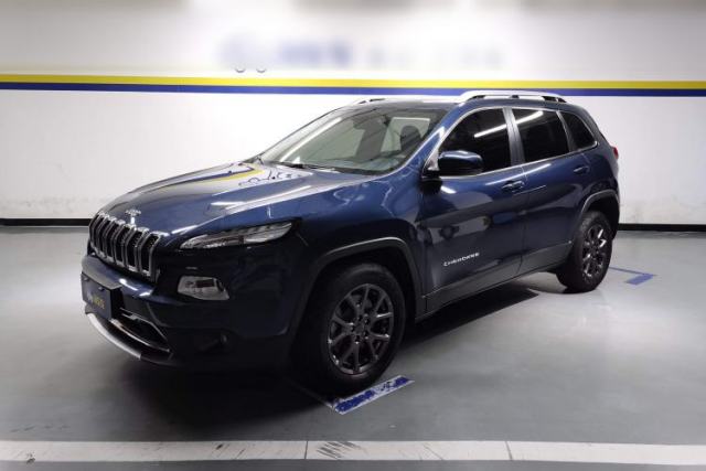 Used Jeep Cherokee 2020 2.0L Two-Wheel Drive Classic Sports Edition