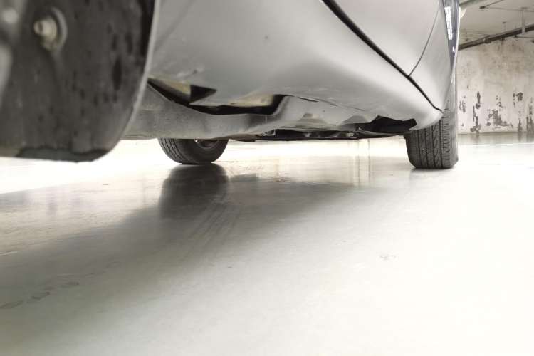 Used Jeep Cherokee 2020 2.0L Two-Wheel Drive Classic Sports Edition Right Side Sill