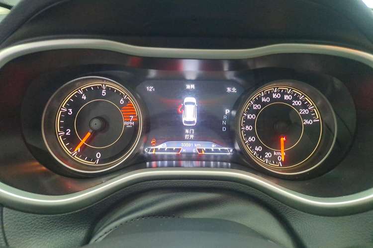 Used Jeep Cherokee 2020 2.0L Two-Wheel Drive Classic Sports Edition Instrument Cluster