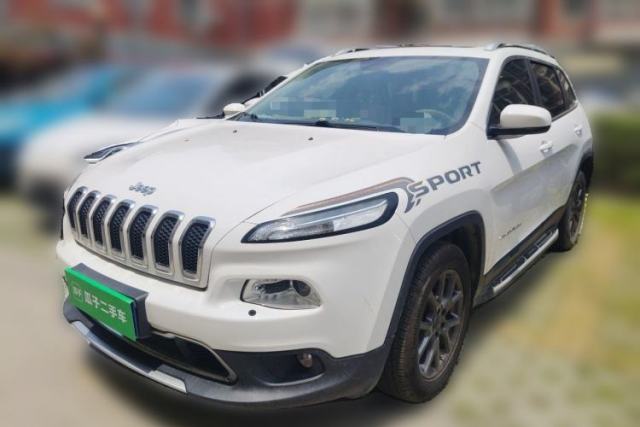 Used Jeep Cherokee 2020 2.0L Two-Wheel Drive Classic Sports Edition