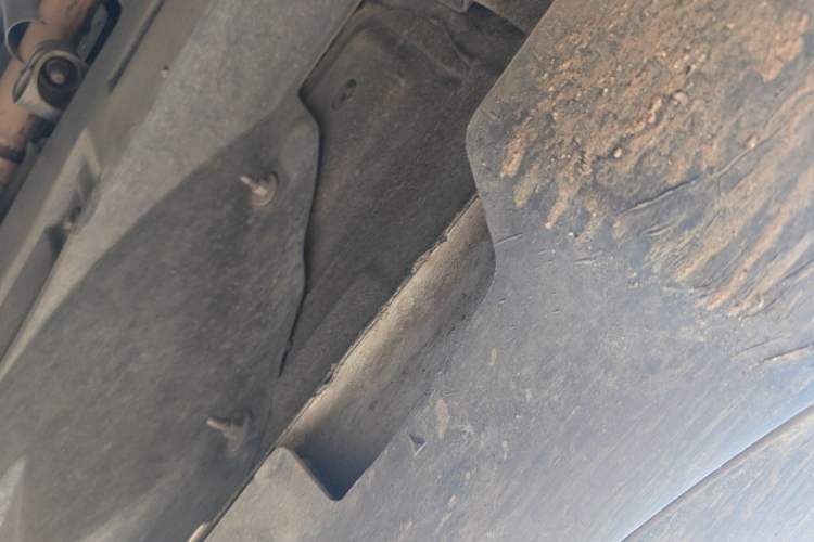 Used Jeep Cherokee 2020 2.0L Two-Wheel Drive Classic Sports Edition Chassis Front Left