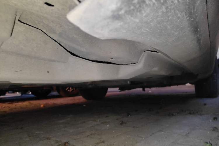 Used Jeep Cherokee 2020 2.0L Two-Wheel Drive Classic Sports Edition Chassis Rear Right