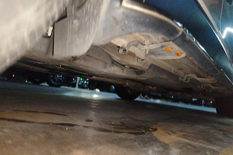Used Jeep Cherokee 2020 2.0T Two-Wheel Drive Leading Edition Chassis Rear Right
