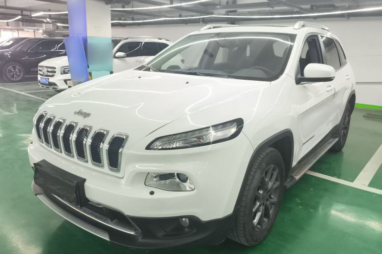 Used Jeep Cherokee 2020 2.0L Two-Wheel Drive Classic Sports Edition Guazi used car, China used car export, Used car for sale, Used cars, Cheapest cars for sale