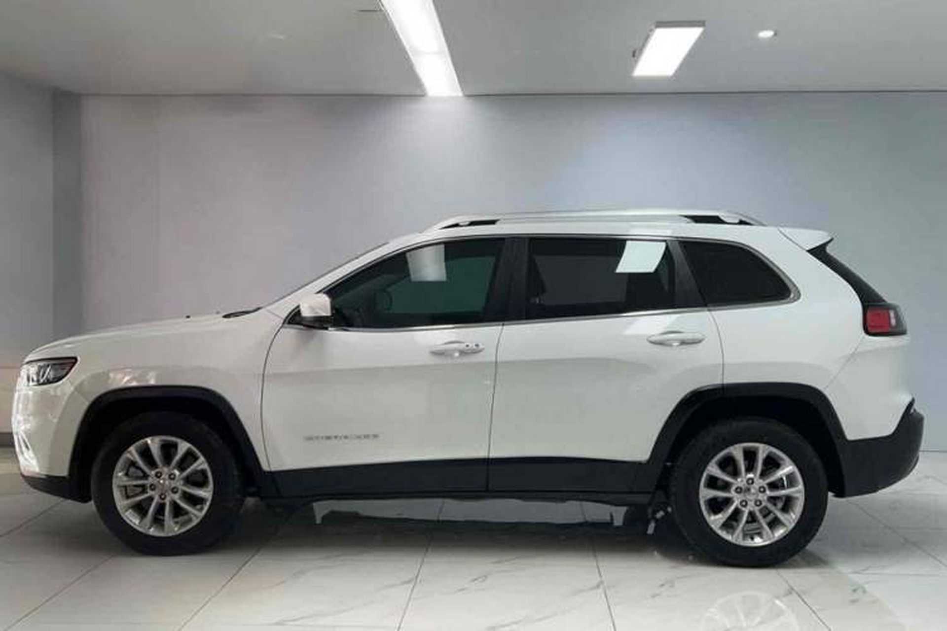 Used Jeep Cherokee 2020 2.0L Two-Wheel Drive Safety Upgrade Edition Exterior 1