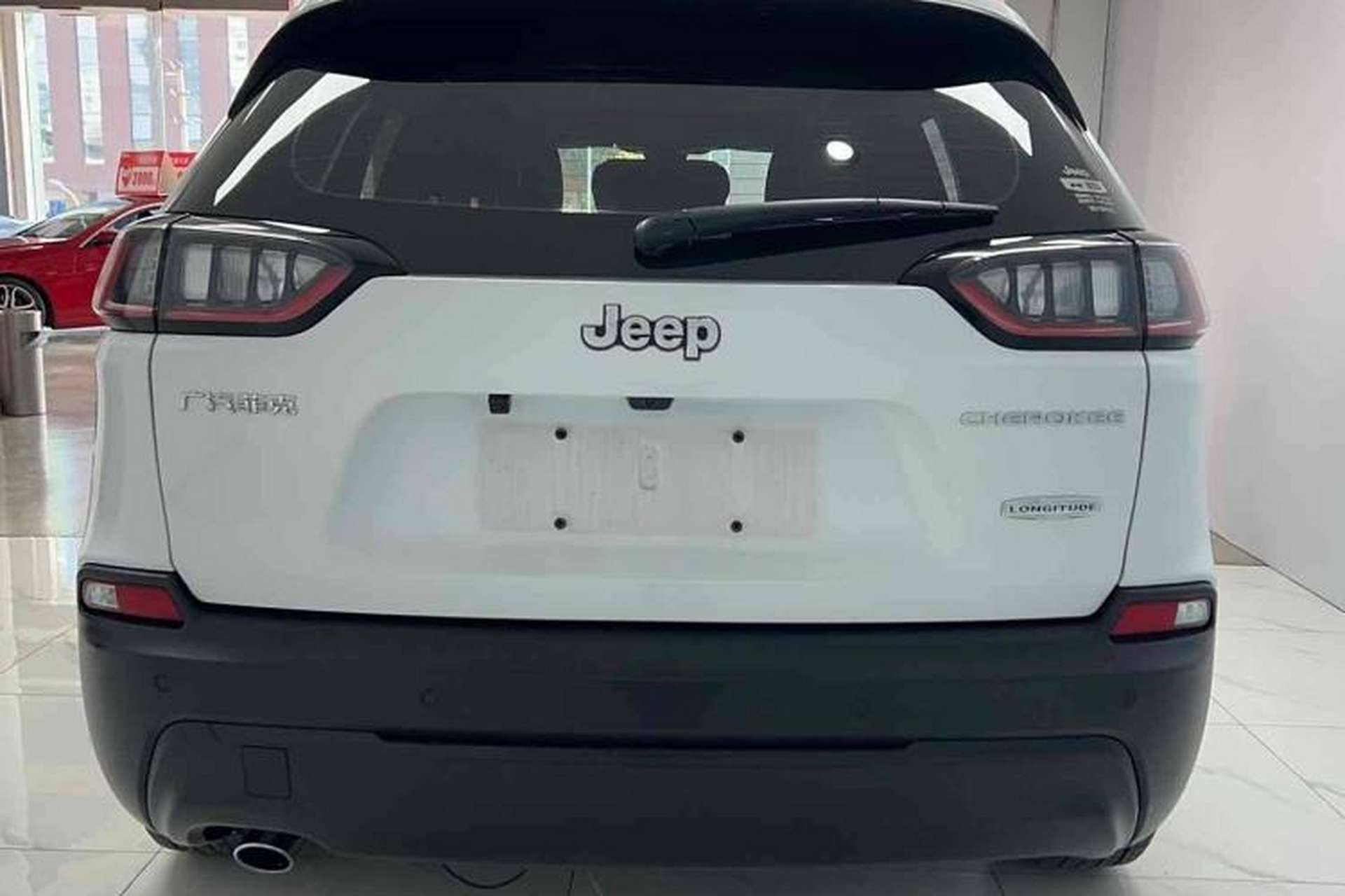 Used Jeep Cherokee 2020 2.0L Two-Wheel Drive Safety Upgrade Edition Exterior 6