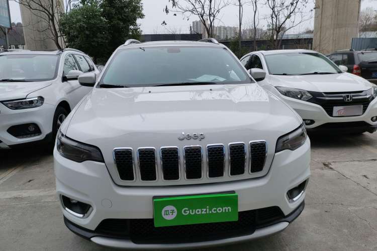 Used Jeep Cherokee 2020 2.0T Two-Wheel Drive Leading Edition Front