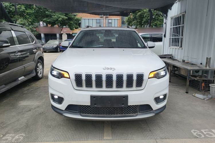Used Jeep Cherokee 2020 2.0T Two-Wheel Drive Leading Edition Front