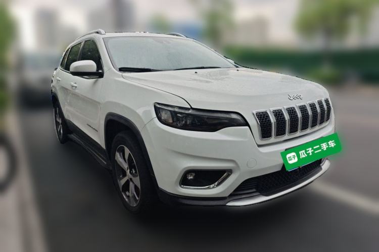 Used Jeep Cherokee 2020 2.0T Four-Wheel Drive Luxury Edition Front Right 45 Deg