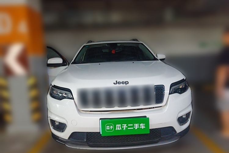 Used Jeep Cherokee 2020 2.0T Two-Wheel Drive Leading Edition Front