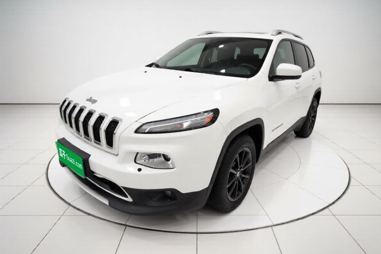 Used Jeep Cherokee 2020 2.0L Two-Wheel Drive Classic Sports Edition Guazi used car, China used car export, Used car for sale, Used cars, Cheapest cars for sale
