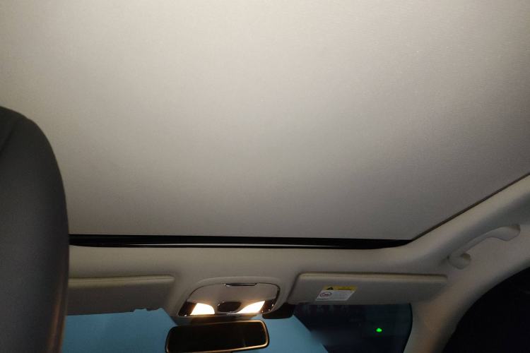 Used Jeep Cherokee 2020 2.0L Two-Wheel Drive Classic Sports Edition Headliner