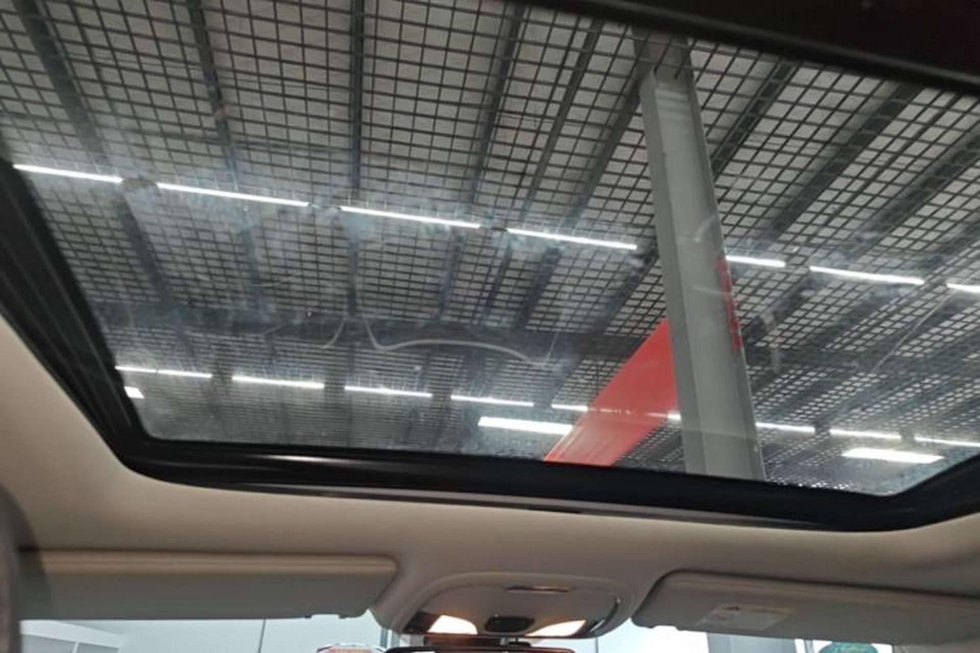 Used Jeep Cherokee 2020 2.0L Two-Wheel Drive Classic Sports Edition Headliner